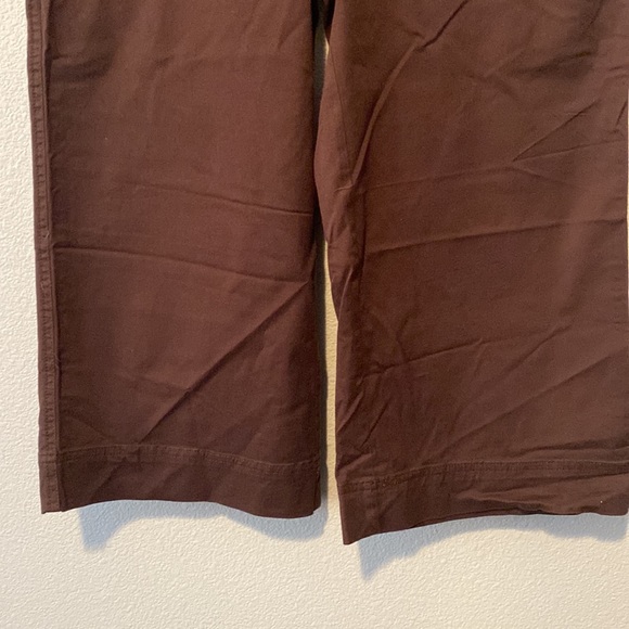 NWT Brown Wide Leg Stretch Capri Size 6 - Picture 3 of 9